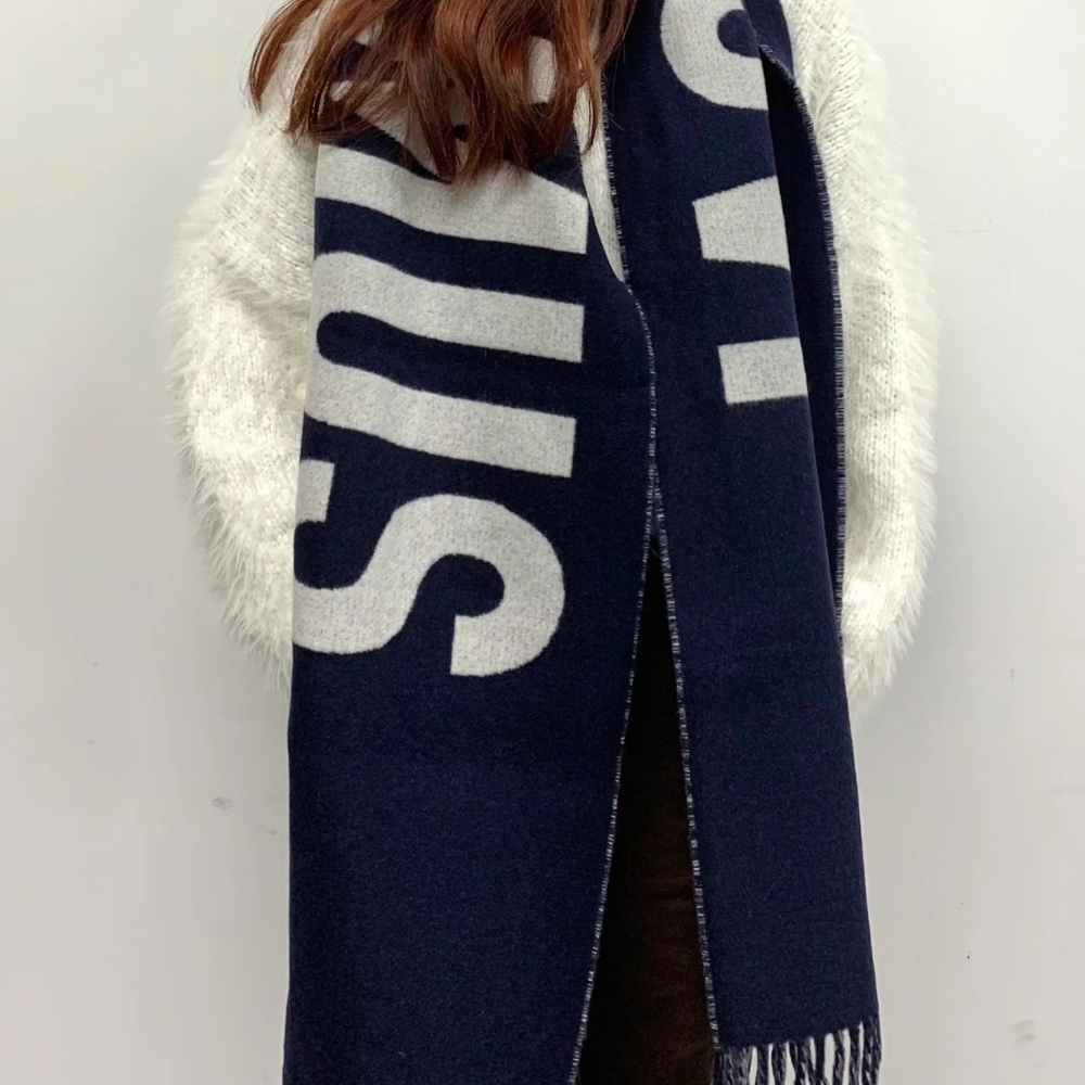jacquemus navy scarf - Picture 5 of 5